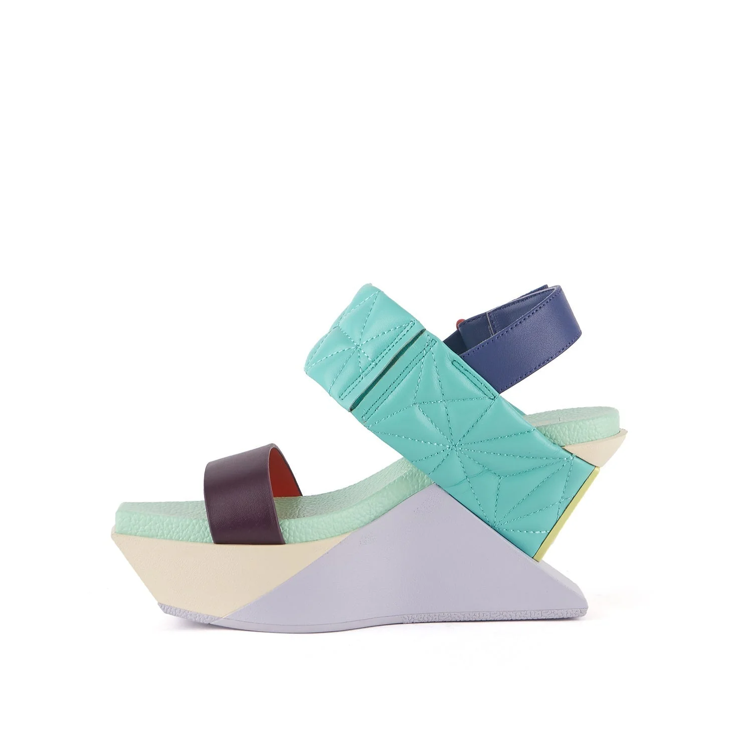 Delta Wedge Puffy - Image 3